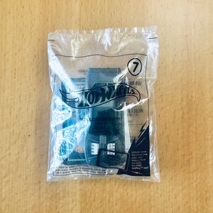 Hollowback Hot Wheels Toy 🚘-FREE with purchase! (Bundle)